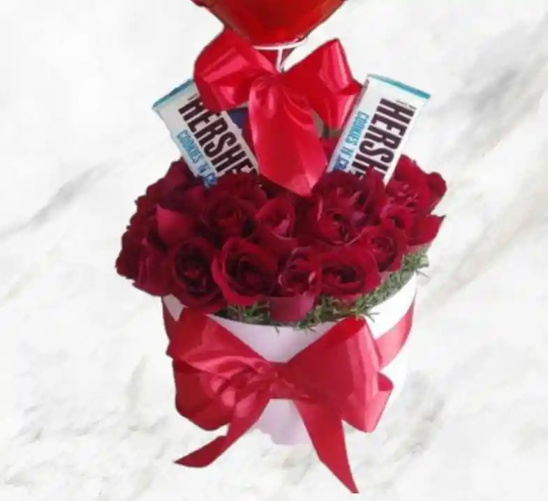 Caja Rosas Amor Cumpleaños Aniversario