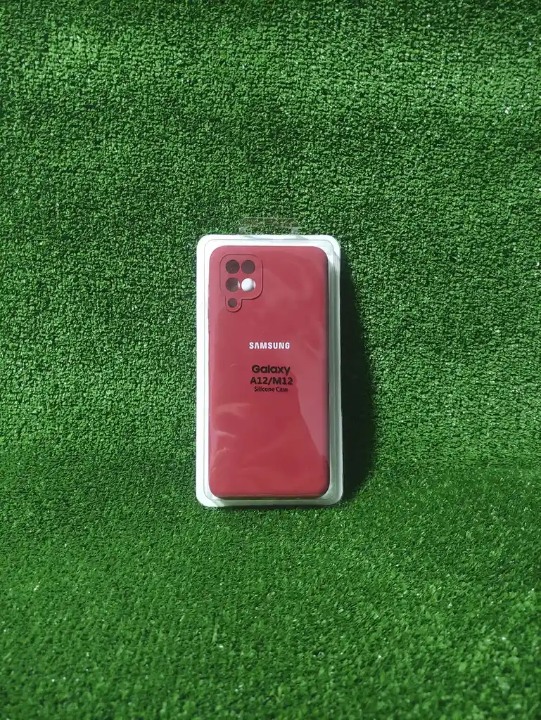 Samsung Galaxy M12 | Forro Protector| Silicone Case |rojo Sangria | Samsung | Carcasa | Funda | Anti Humedad