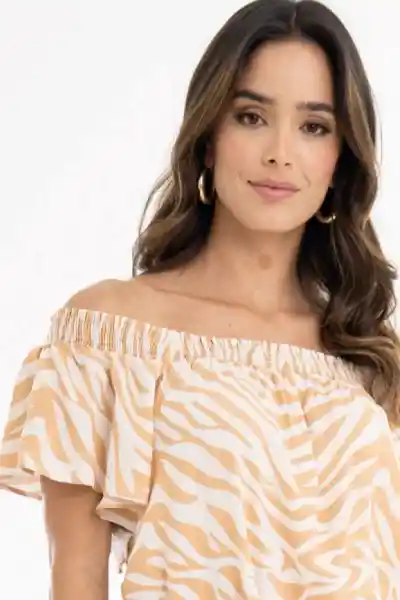 Ragged Blusa Amaretto Color Beige Oscuro Talla XS