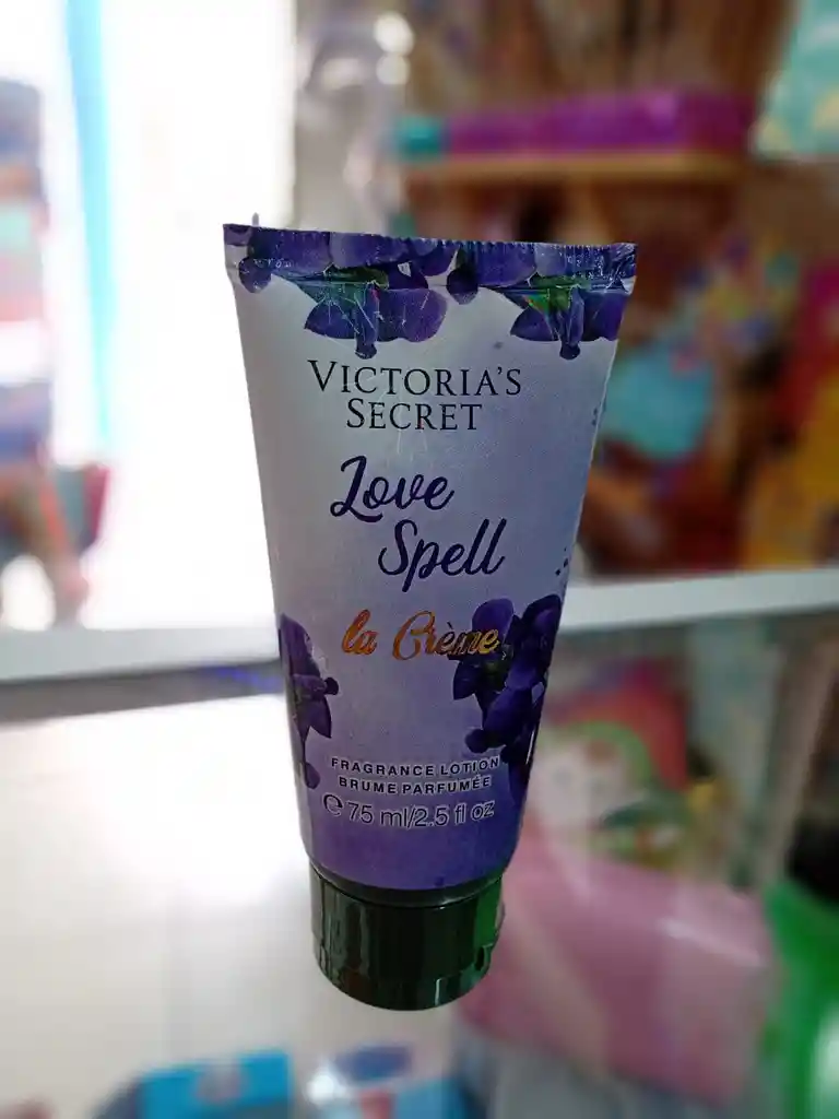 Crema Victoria's Secret Love Spell 75 Ml