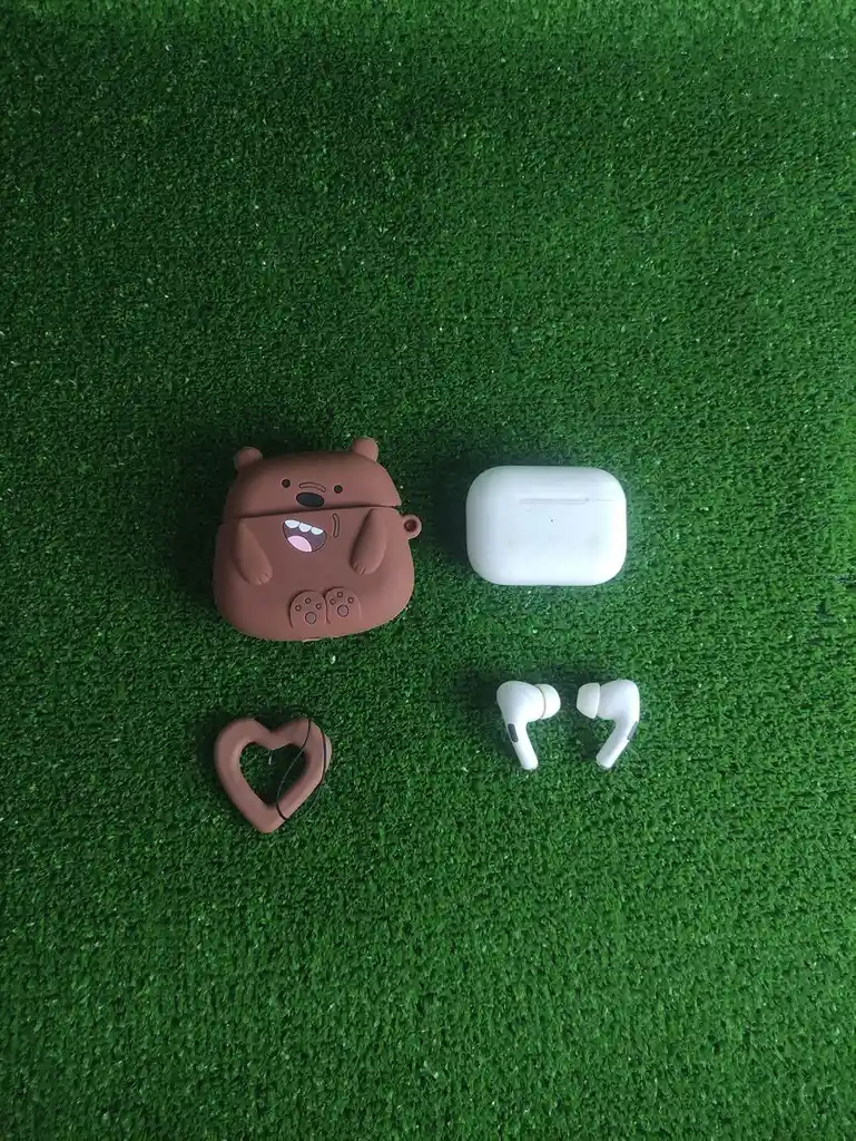 Forro Protector Para Airpods Pro 2 | Osos Escandalosos Pardo| Case Airpods Pro 2