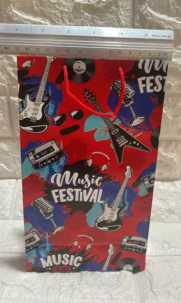 Bolsa Regalo Papel Mediana 26*15*7 Caballero