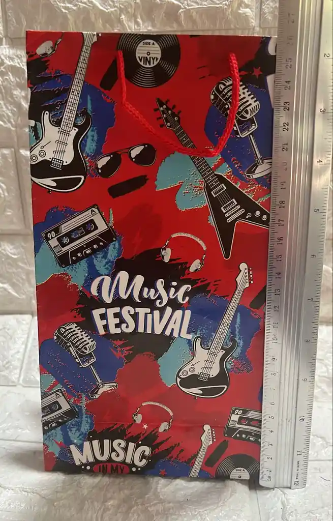 Bolsa Regalo Papel Mediana 26*15*7 Caballero