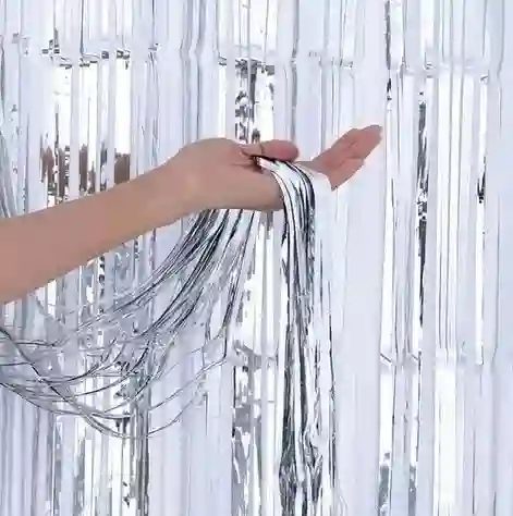 Cortina De Tiras Plateada Decorativa Fiestas Metalizada