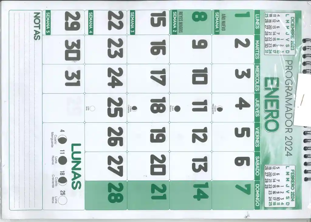 Calendario Programador De Colgar Mediano