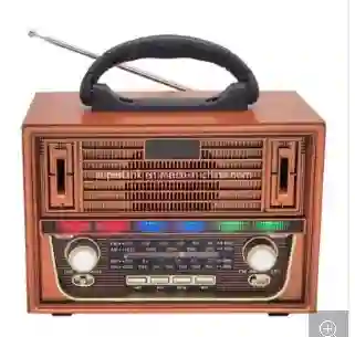 Radio (venecia) Multicolor Inalámbrico Con Luces Y Bandas Am/fm/sw