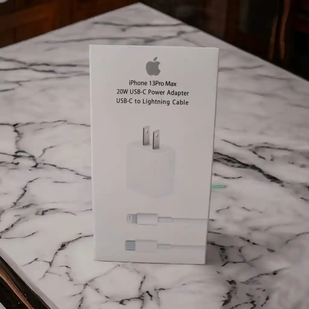 Cargador Iphone 20w A Usb-c Cable 1m