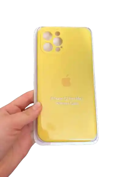 Iphone 12/ 12 Pro Silicone Case Amarillo