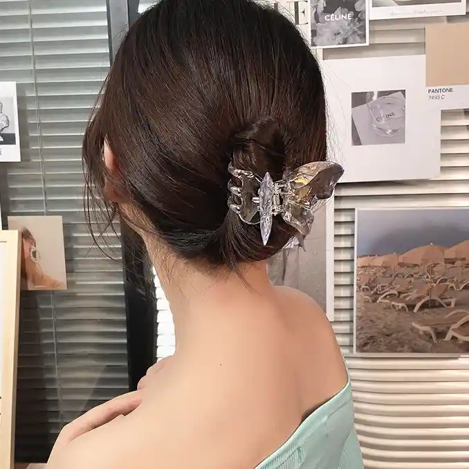 Pinza Gancho Caimán Cristal Mariposa Boreal Para El Cabello