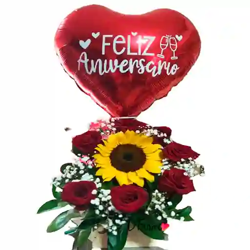Arreglo Floral Con Rosas Y Globo