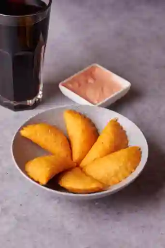 25 Empanadas Congeladas Tradicionales Vallunas Medianas