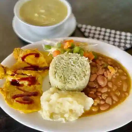 Lunch Lomo de Cerdo en Salsa Bbq