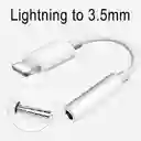 Adaptador Audifono Convertidor Plug 3.5 Para Iphone Lighting Color Blanco