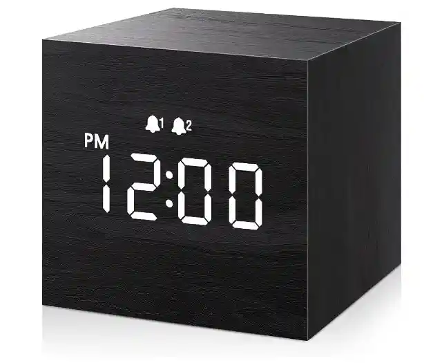 Reloj Despertador Cubo Madera Color Negro