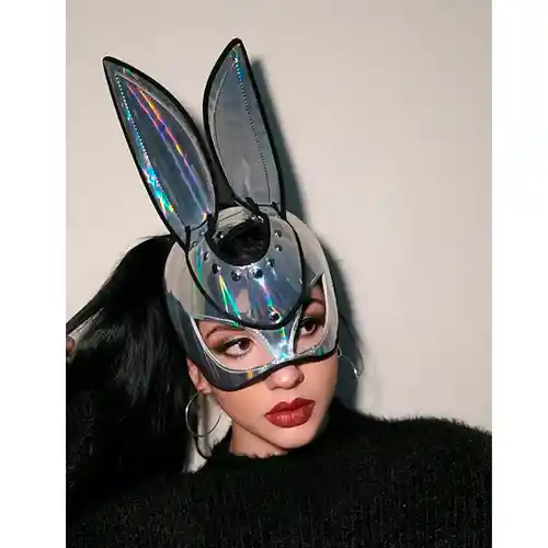 Máscara Bad Bunny Silver..