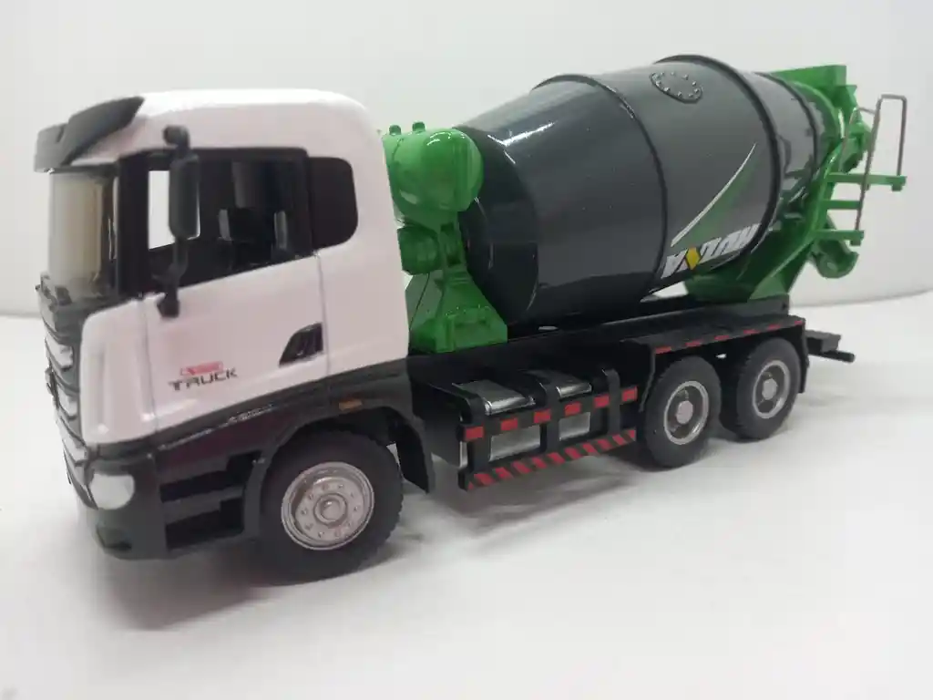 Maquinaria Camion Mezclador Mixer Blanco Verde Gris 1/50