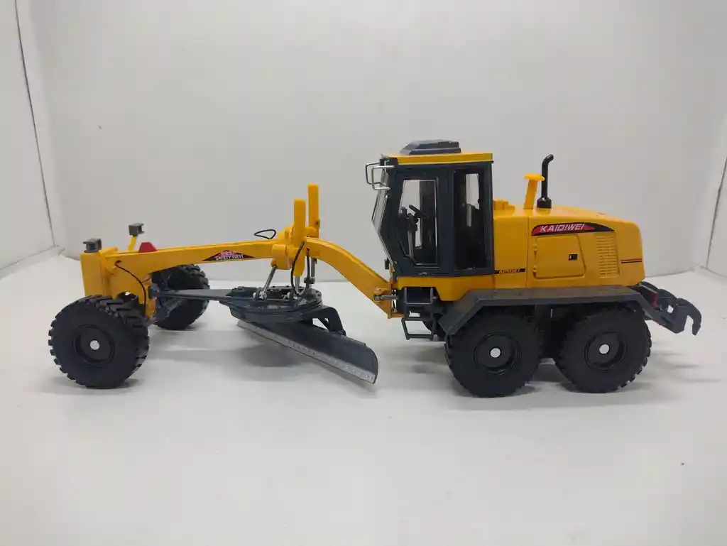 Maquinaria Motoniveladora Motor Grader Kdw 1/35