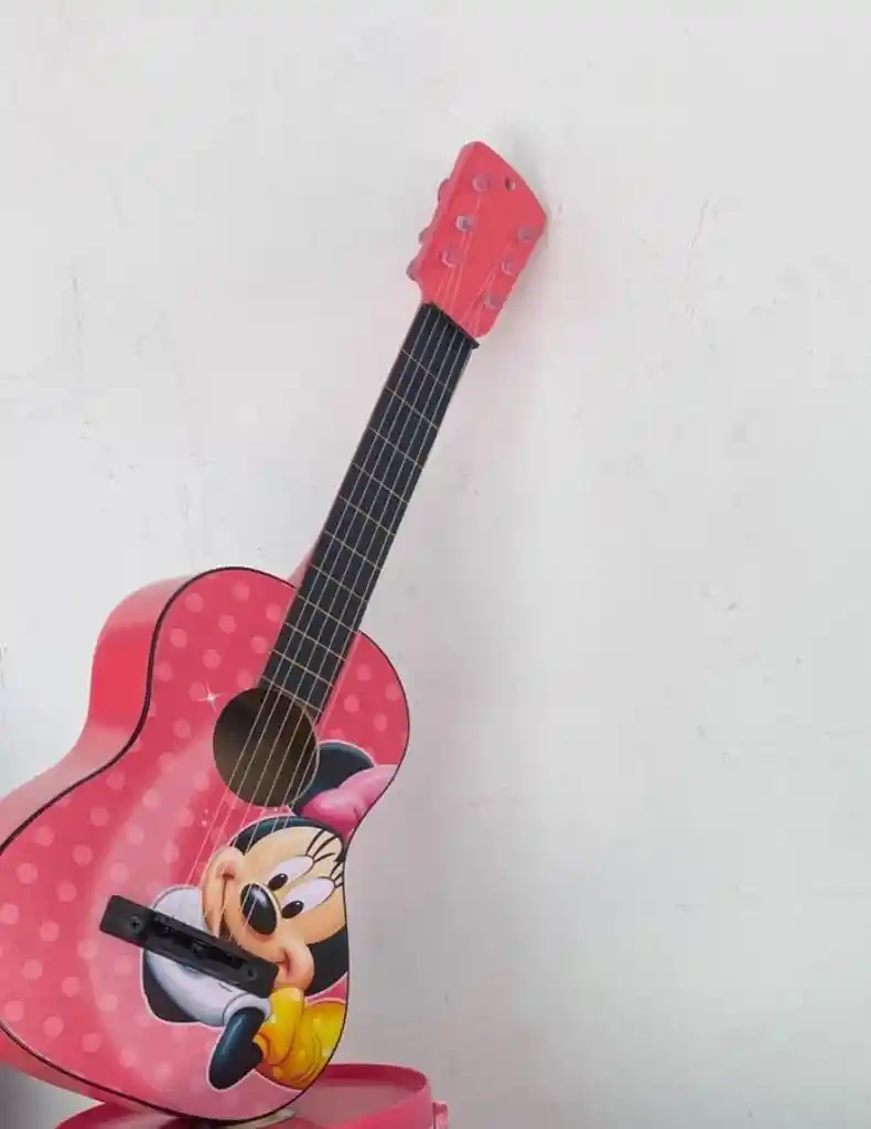 Guitarra De Lujo En Madera Motivos Variados Para Niños