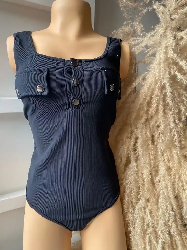 Body Tipo Importado En Rif Con Bolsillos Bodie Americana