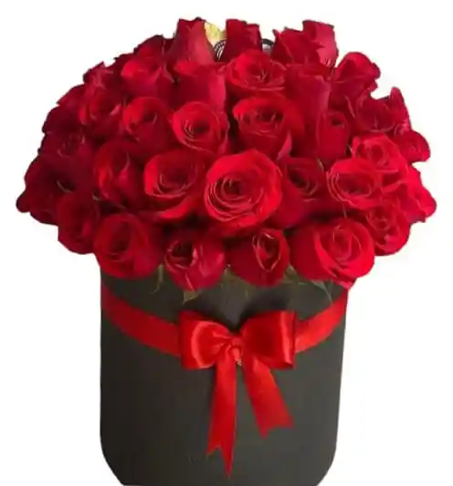 Caja Con Rosas Rojas