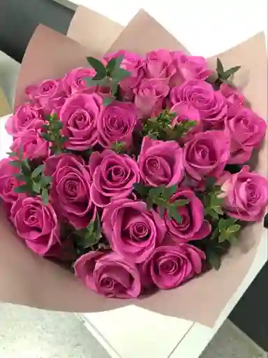 Bouquet Rosas Moradas