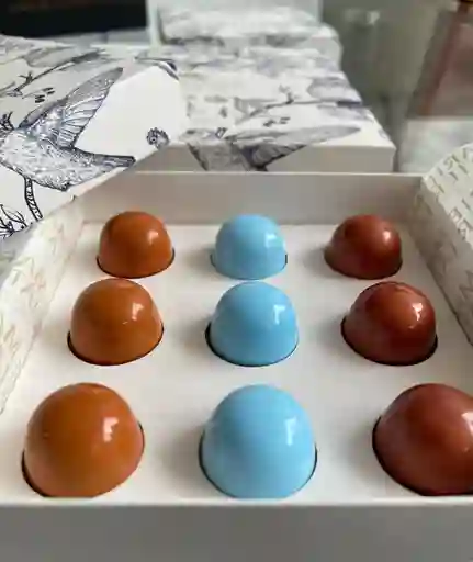 Caja De Bombones Rellenos X 9