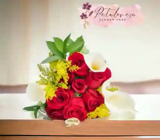 Flores Bouquet Rosas Y Cartuchos