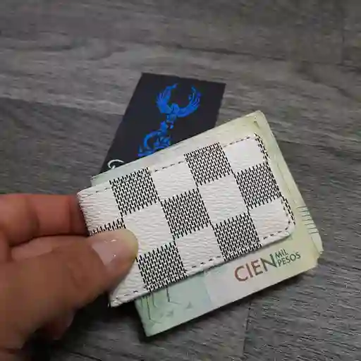 Sujeta Billetes