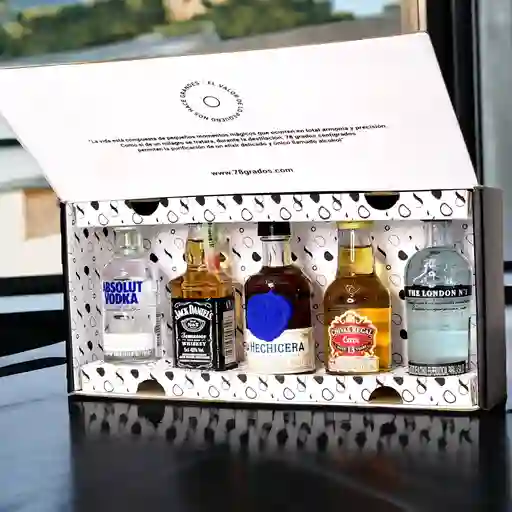 Caja Premium De 5 Mini Botellas De Licor (referencia #2)