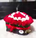 Caja De Rosas Blancas Y Rojas