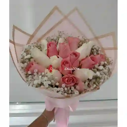 Bouquet Perla Y Rosas