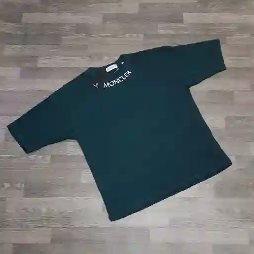 Camiseta Moncler Oversize