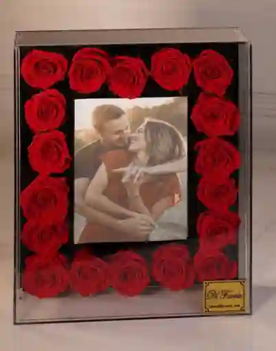 Porta Retratos Fondo Negro Con Rosas Preservadas Rojas , Con Foto Personalizada!