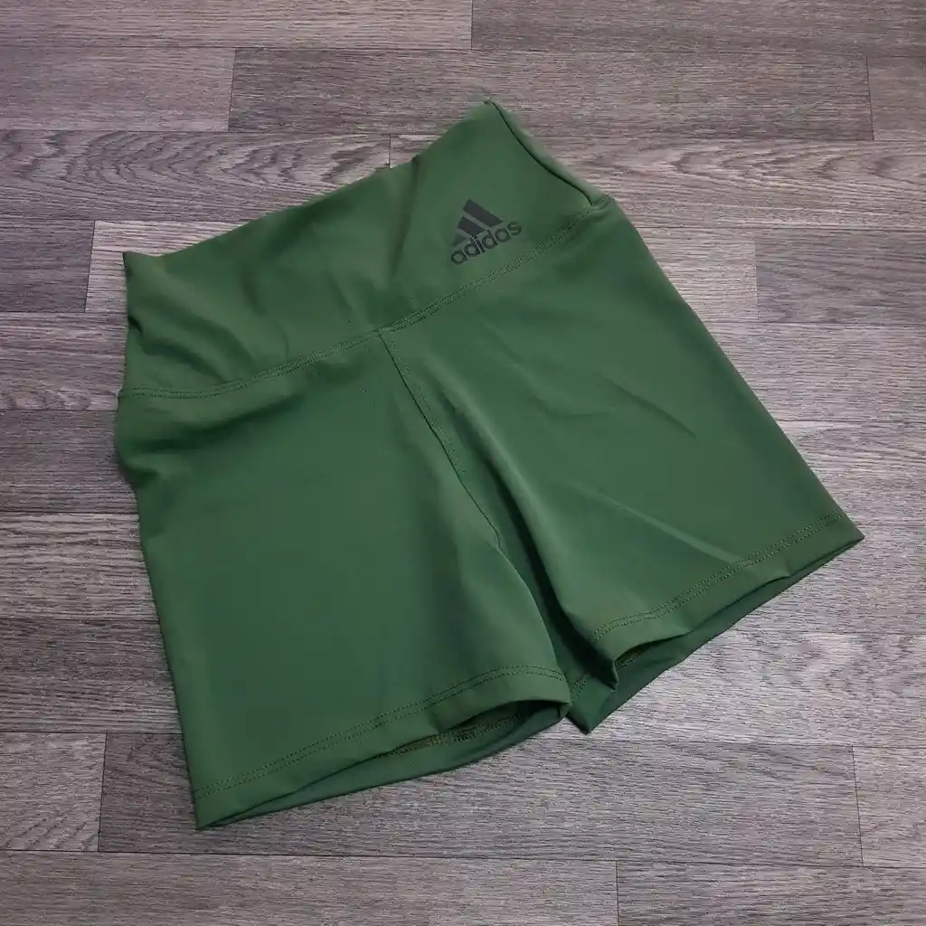 Short Adidas