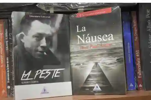 La Náusea Y La Peste