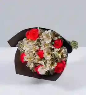 Bouquet Rosas Rojas Con Astromelia