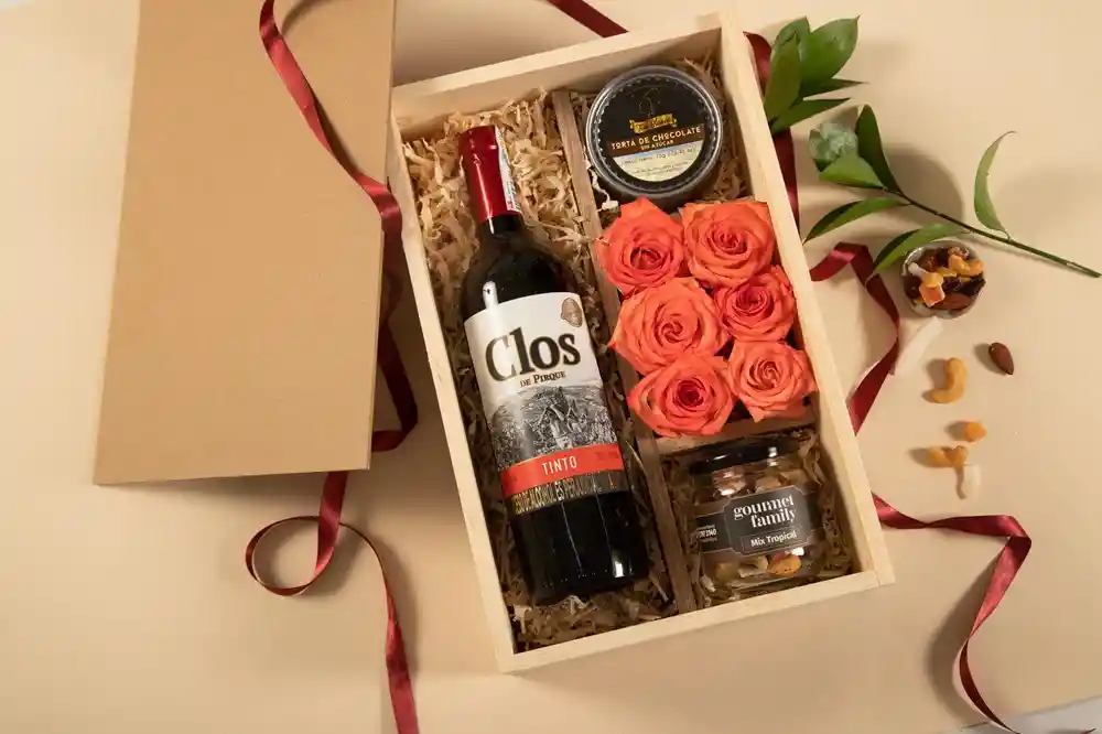 Campania (regalo - Ancheta - Vino - Flores)