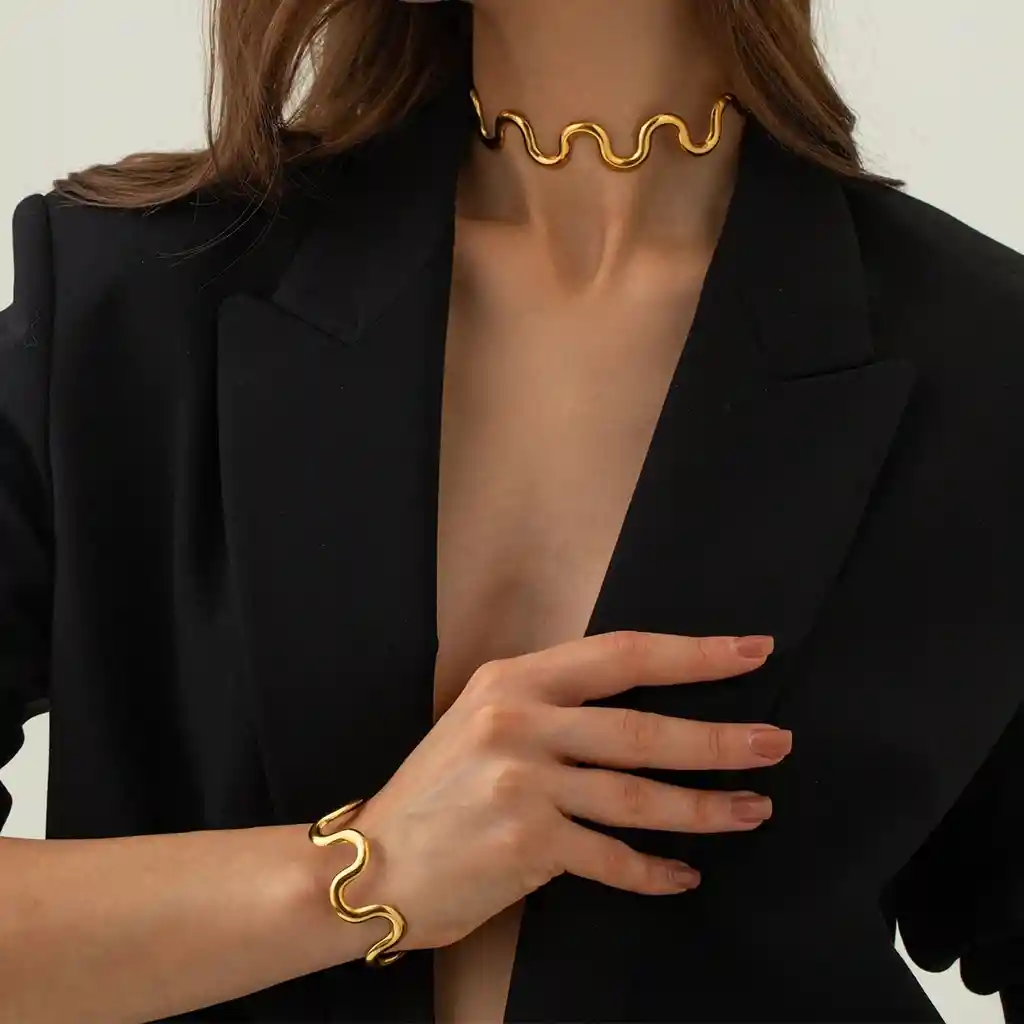 Choker Sullivan