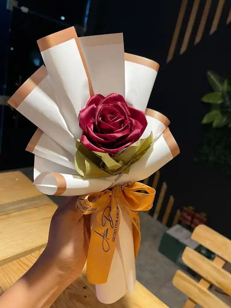 Bouquet Individual — Un Detalle Simple Que Enamora