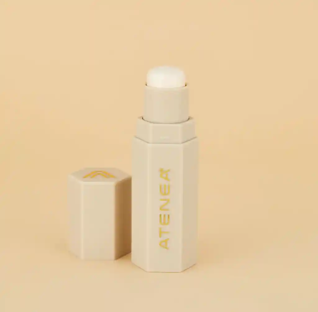 Iluminador En Stick Atenea