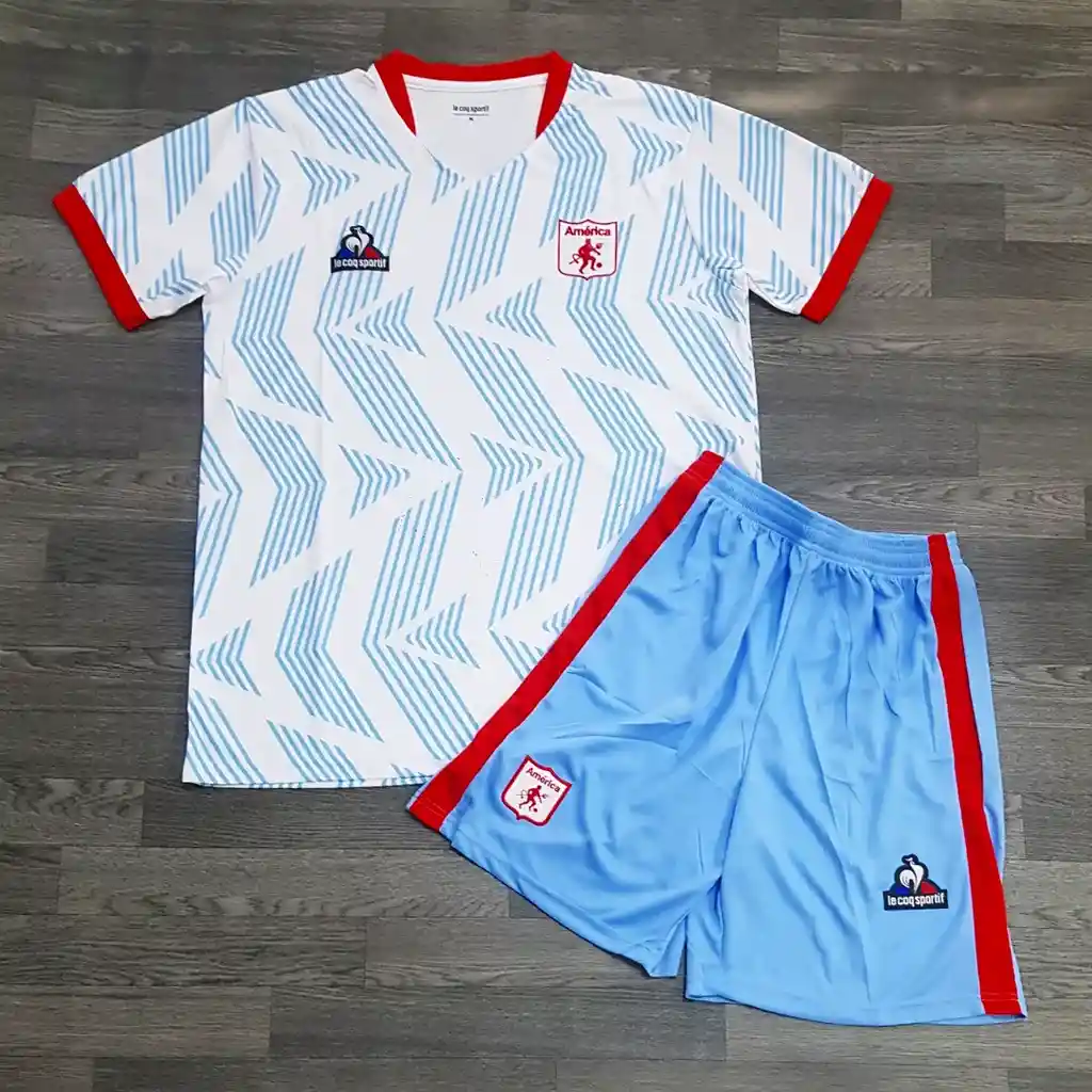 Uniforme América