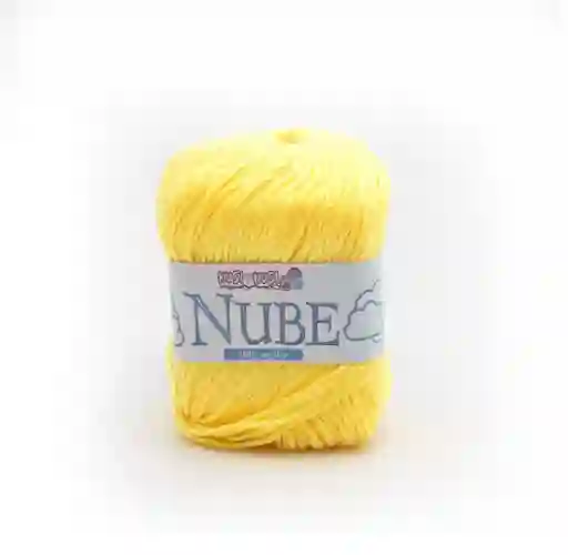 Lana Tipo Ideal Para Tejer, Color Amarillo Prendas Agradables Y Calentitas. También Es Perfecta Como Lana De Bebe Para Confeccionar Prendas De Bebé Y Niños, Incluso De Recién Nacido.