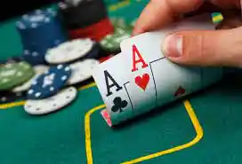 Juego De Mesa Set Poker Casino Texas Fichas Cartas Tapete