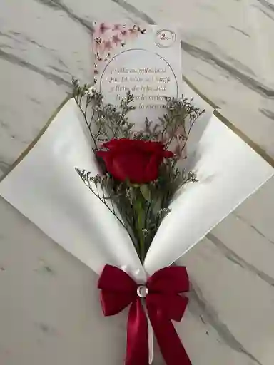 Ramo De Rosa Roja