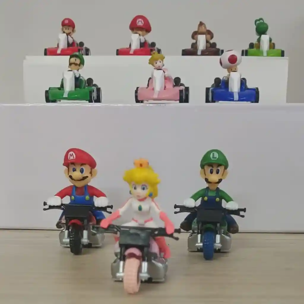 Set / Colección De 10 Mini Kart De Mario Con Impulso