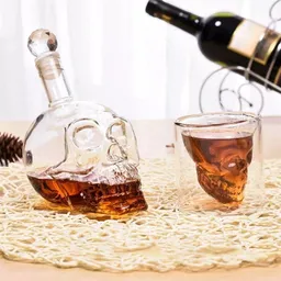 Whiskera De Calavera Decantador Licorera Craneo + 4 Vasos
