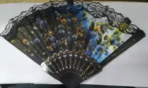 Abanico De Tela X 4 Unidades Abanico Seda Plegable X 4