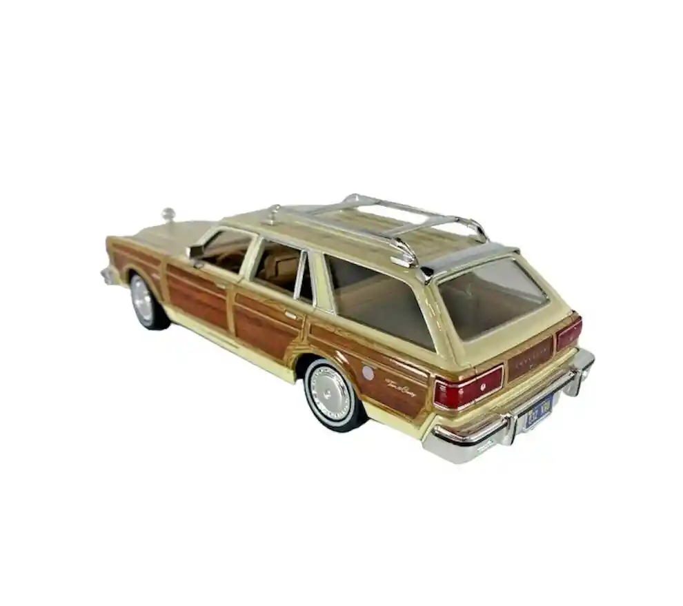 Juguete Coleccionable Camioneta Grande Crysler Lebaron 1979 Color Beige Ref: 73331 Escala 1:24 Metalico Con Retroceso - Largo X 22cm Juego, Juguete, Coleccion, Vehiculo, Regalo, Cumpleaños, Amor, Feliz Dia, Metal, Sonido, Resistente