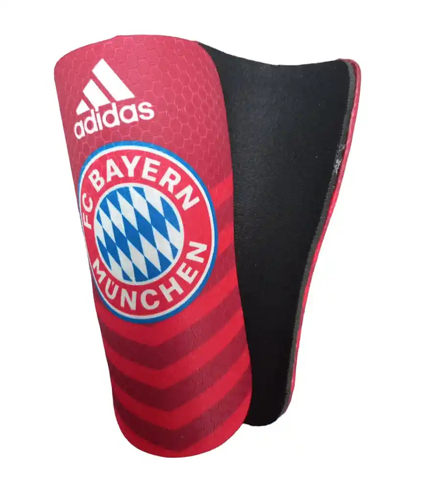 Canilleras De Fútbol Talla: M Fc Bayern Munchen Niño / Adulto