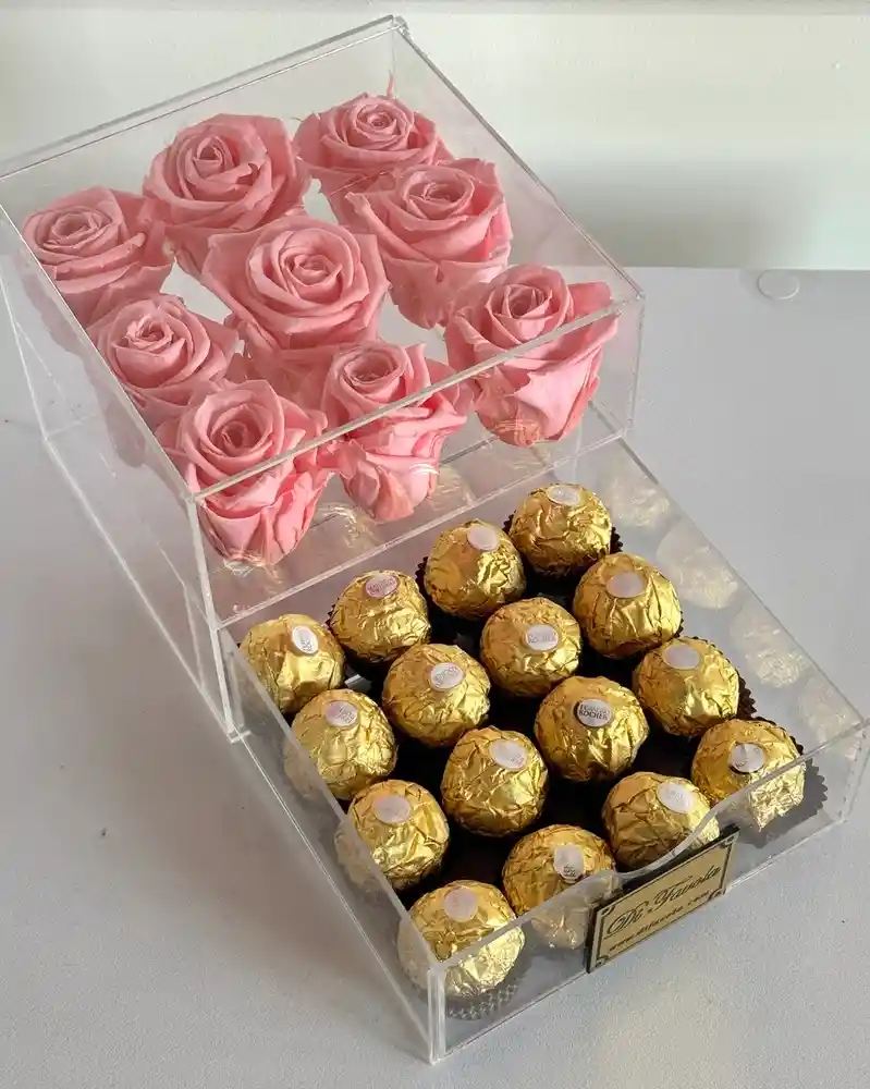 Rosas Rosadas Preservadas Luxury En Cofre Y Ferrero Rocher.